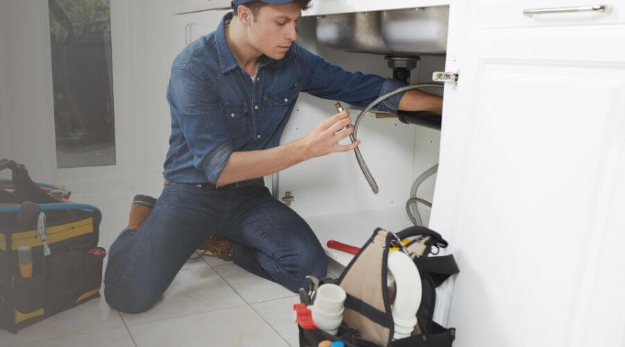 Local expert plumbing services in Rochester, IL